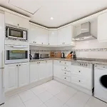 Apartament Amazing 4br Apart. Parking, Pool, Close To The Sea Marbella