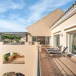Apartament Amazing 4br Apart. Parking, Pool, Close To The Sea Marbella