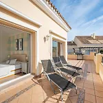 Apartament Amazing 4br Apart. Parking, Pool, Close To The Sea