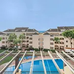 Amazing 4br Apart. Parking, Pool, Close To The Sea 아파트 마르베야