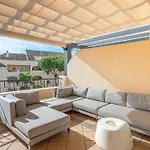아파트 Amazing 4br Apart. Parking, Pool, Close To The Sea 마르베야