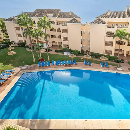 Appartement Amazing 4br Apart. Parking, Pool, Close To The Sea