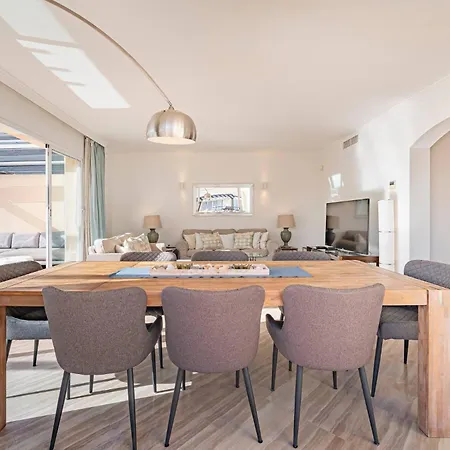 Appartement Amazing 4br Apart. Parking, Pool, Close To The Sea Marbella