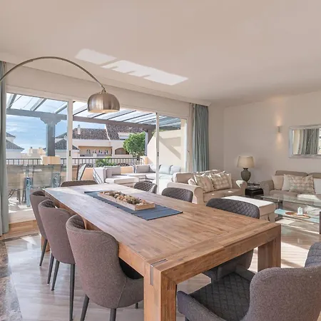 Amazing 4br Apart. Parking, Pool, Close To The Sea * Marbella