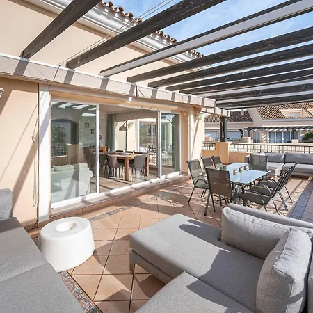 Amazing 4br Apart. Parking, Pool, Close To The Sea * Marbella