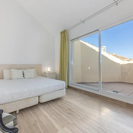 Amazing 4br Apart. Parking, Pool, Close To The Sea * 마르베야