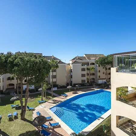 Apartman Amazing 4br Apart. Parking, Pool, Close To The Sea Marbella