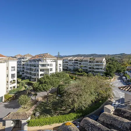 Apartman Amazing 4br Apart. Parking, Pool, Close To The Sea
