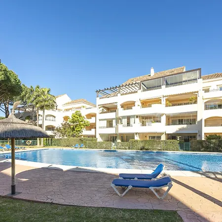 Amazing 4br Apart. Parking, Pool, Close To The Sea