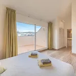 Amazing 4br Apart. Parking, Pool, Close To The Sea * Marbella