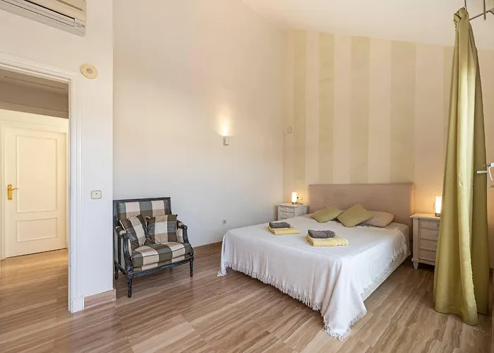 公寓 Amazing 4br Apart. Parking, Pool, Close To The Sea