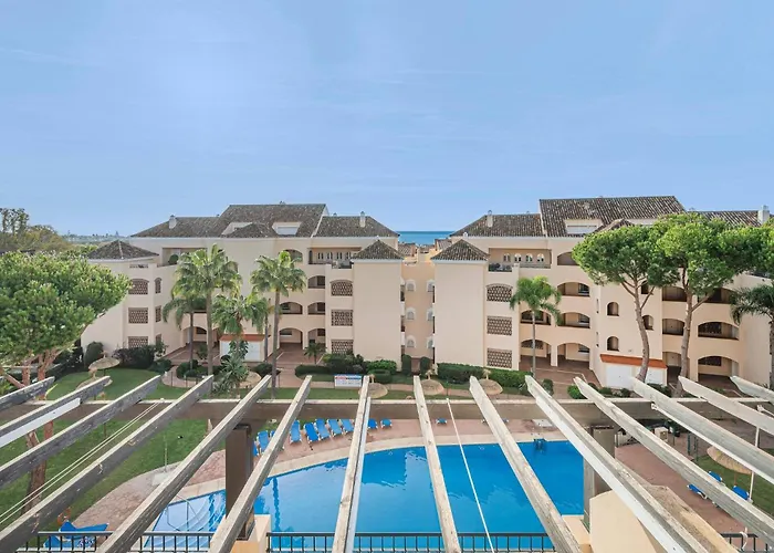 Amazing 4br Apart. Parking, Pool, Close To The Sea 公寓 马尔韦利亚