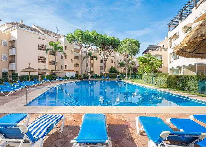 Amazing 4br Apart. Parking, Pool, Close To The Sea * 马尔韦利亚