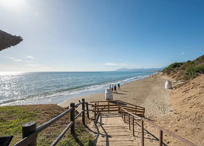 Amazing 4br Apart. Parking, Pool, Close To The Sea * 马尔韦利亚